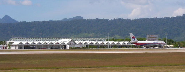 Malaysia Airlines, Air Asia